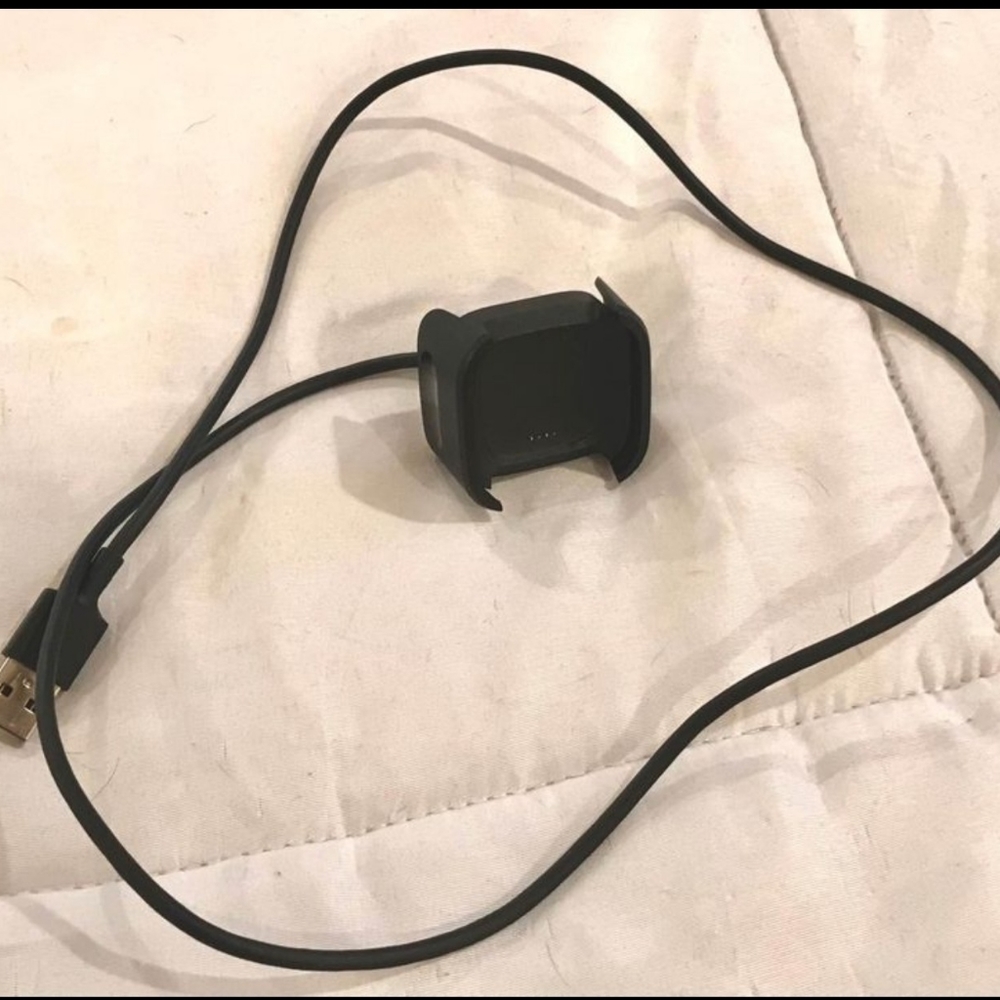 Fitbit versa 2 - Picture 2 of 2